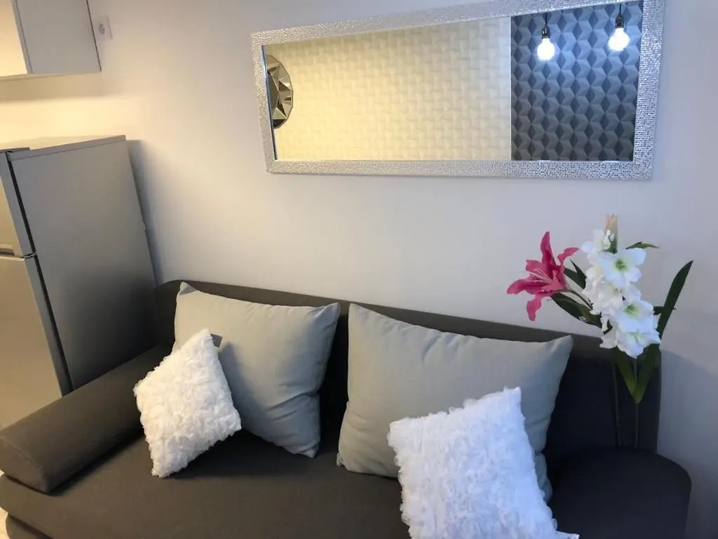 Corvin Apartment Near Semmelweis And Heimpal Budapeste Hungria