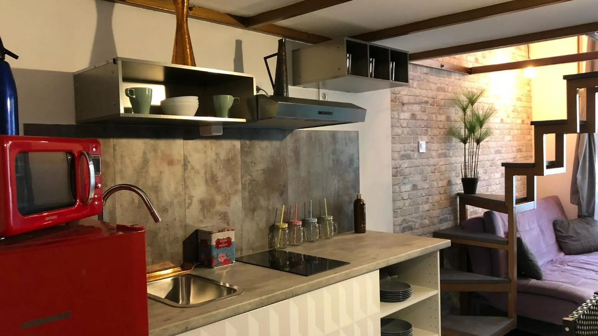 Corvin Apartment Near Semmelweis And Heimpal Budapeste Hungria