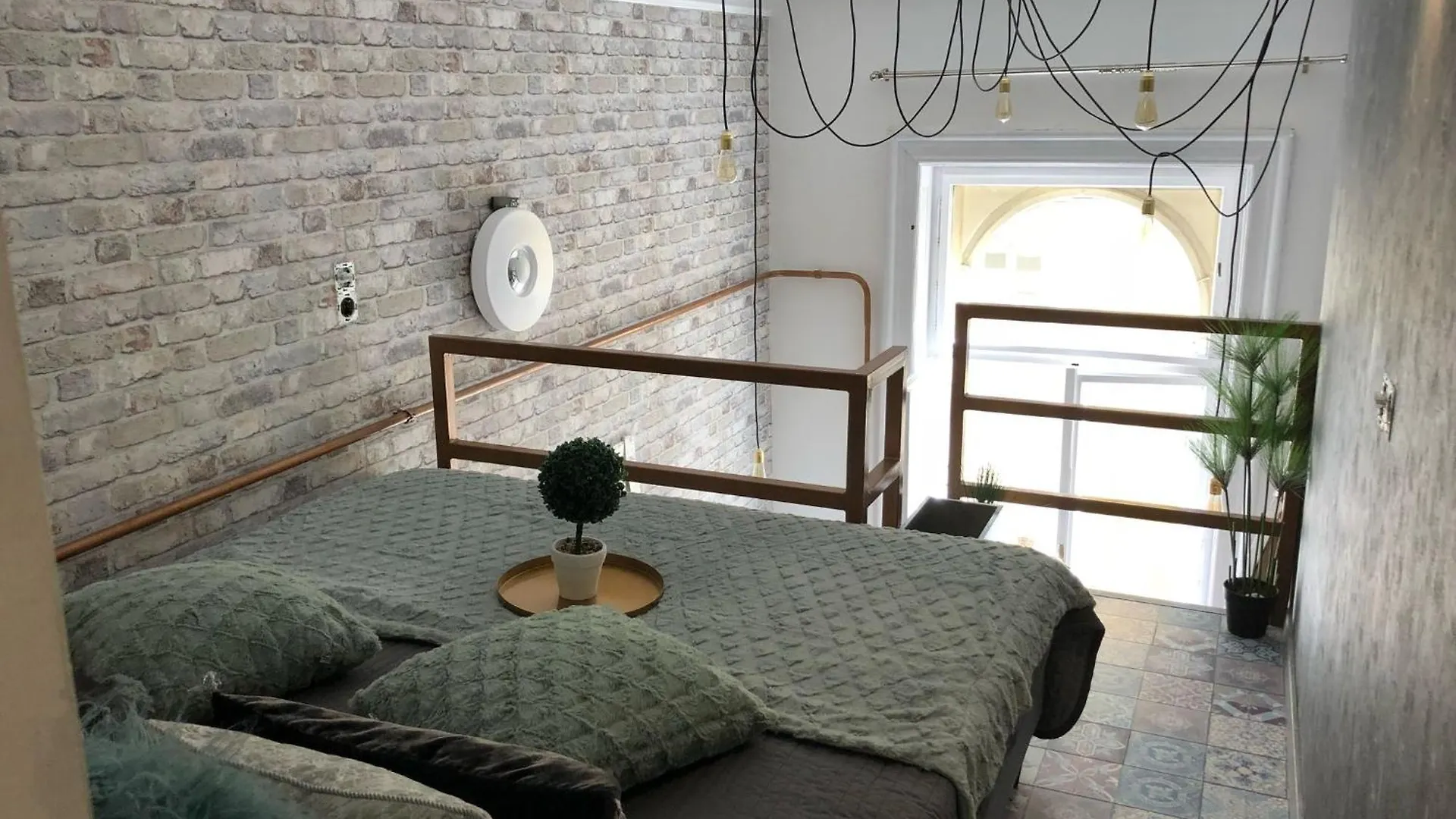 Corvin Apartment Near Semmelweis And Heimpal Budapeste Hungria